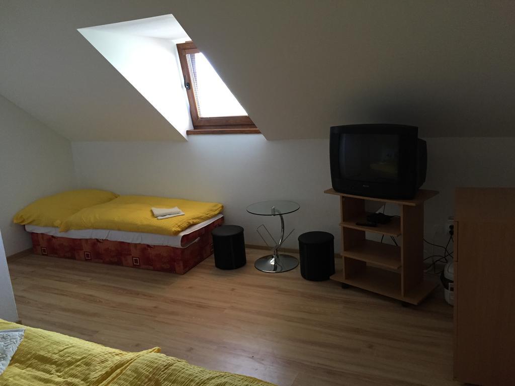 Ubytovanie Joli Jovice Extérieur photo